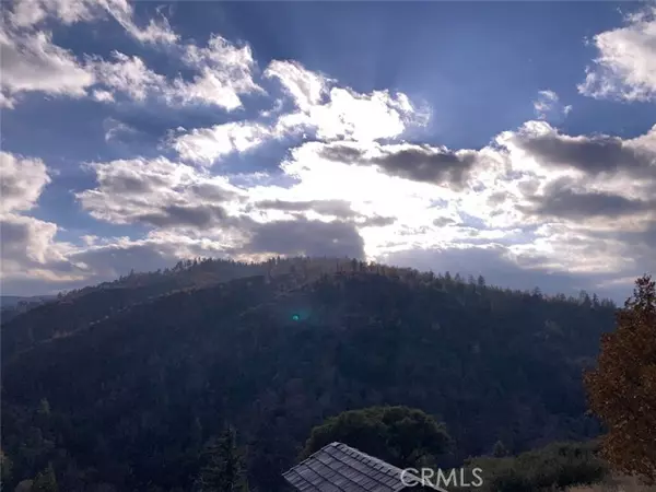 Lake Arrowhead, CA 92352,1620 Edge Cliff