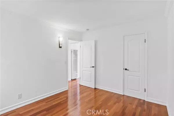 Laguna Beach, CA 92651,1290 N Coast Hwy B