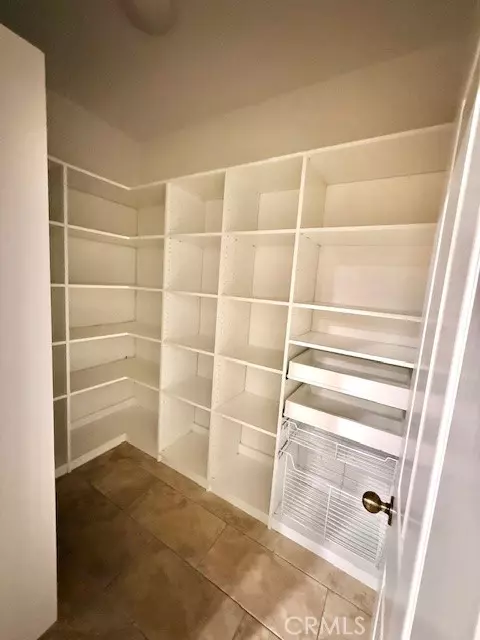 Corona, CA 92882,2495 Hannum