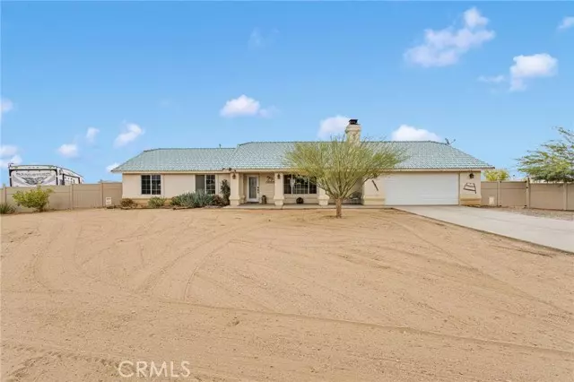 6720 Mono RD, Phelan, CA 92371