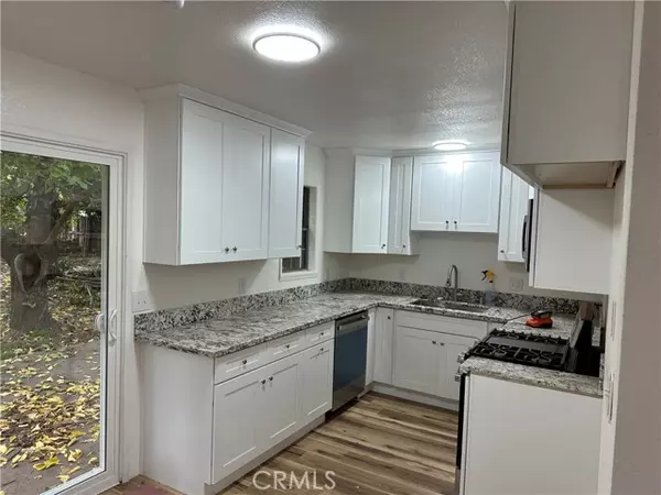 Oroville, CA 95965,32 La Cresenta