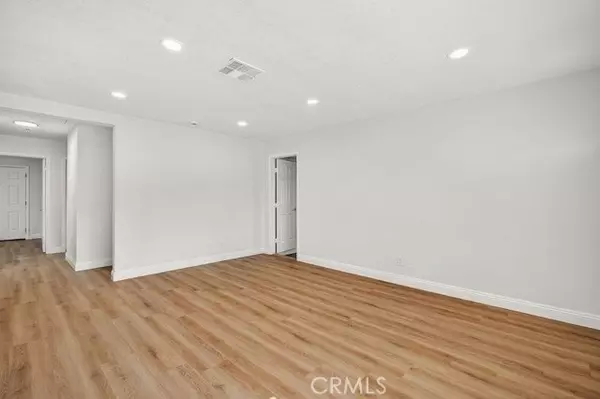 Bloomington, CA 92316,18222 10th