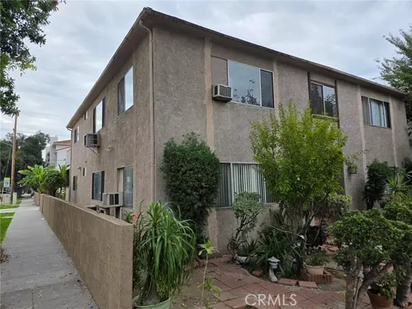 Burbank, CA 91501,476 E Palm c