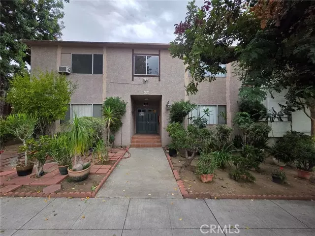 Burbank, CA 91501,476 E Palm c