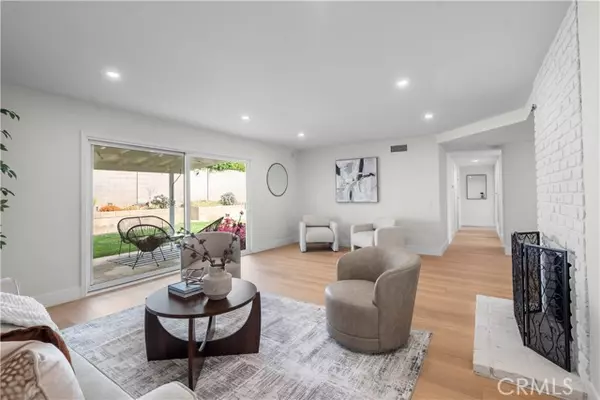 Brea, CA 92823,3349 Greenleaf DR