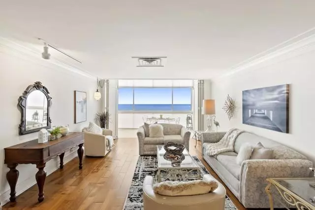 La Jolla, CA 92037,939 Coast BLD 4C