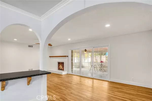 Simi Valley, CA 93063,1675 Barnes