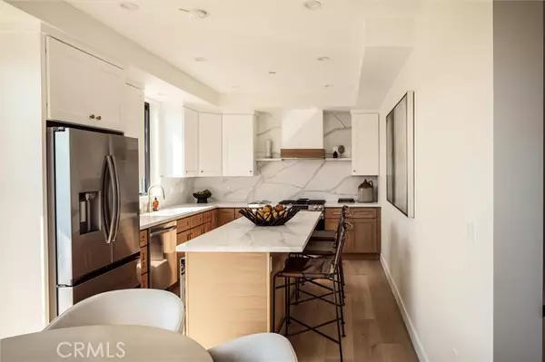 Los Angeles, CA 90016,5441 Blackwelder