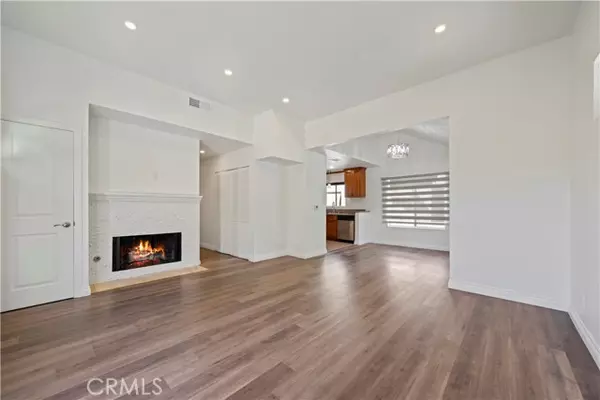 Pacoima, CA 91331,12411 Osborne ST 106