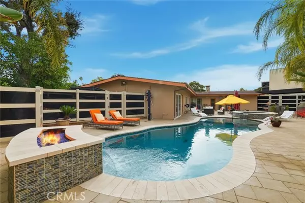 Chatsworth, CA 91311,10658 Fullbright