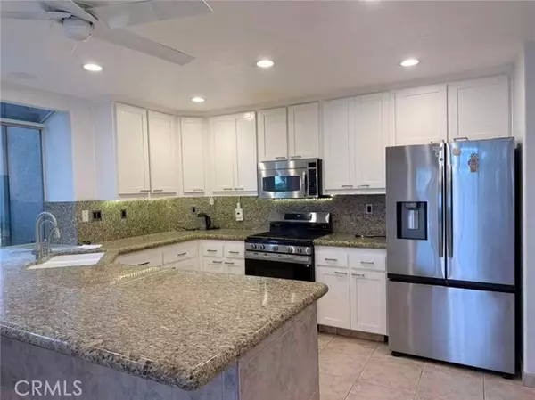 Aliso Viejo, CA 92656,14 Trillium