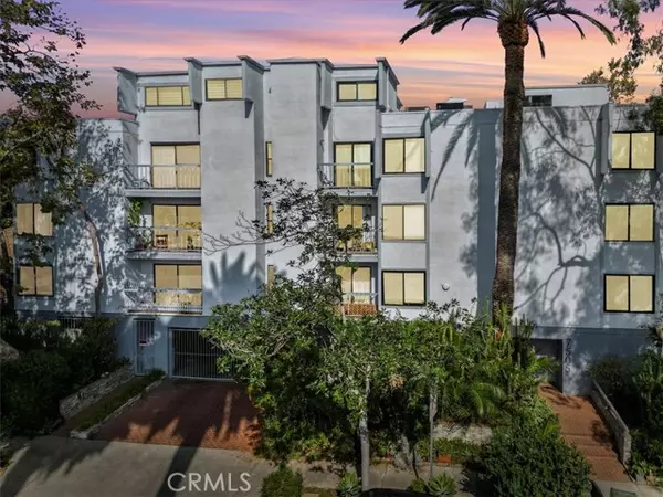 West Hollywood, CA 90046,7505 Hampton Avenue 4