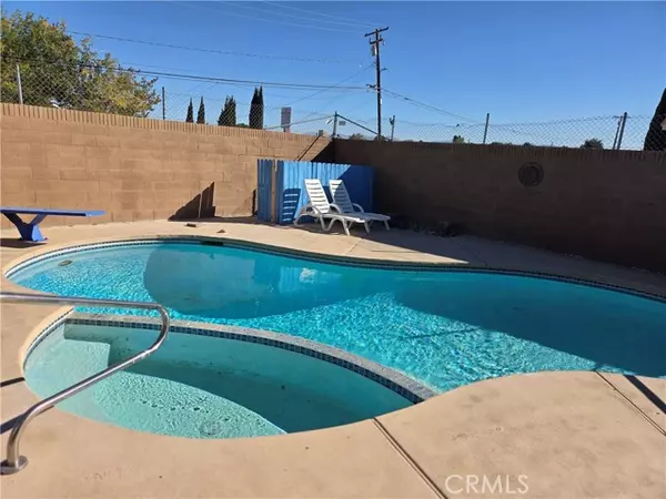 Lancaster, CA 93536,43318 Fenner