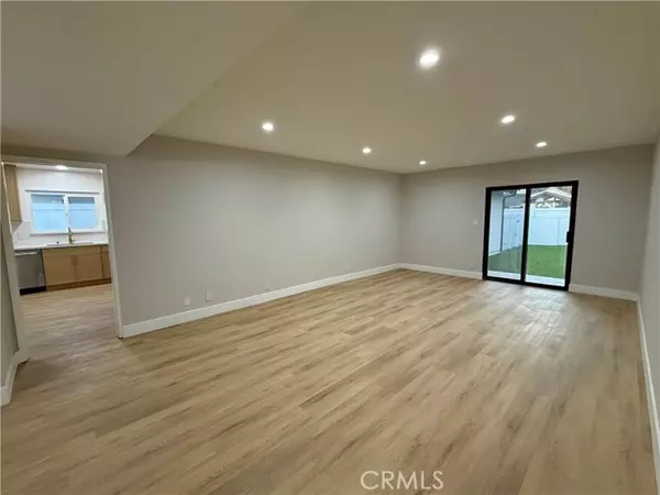 North Hills, CA 91343,8561 Marklein AVE