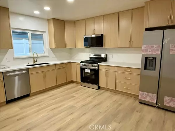 North Hills, CA 91343,8561 Marklein AVE