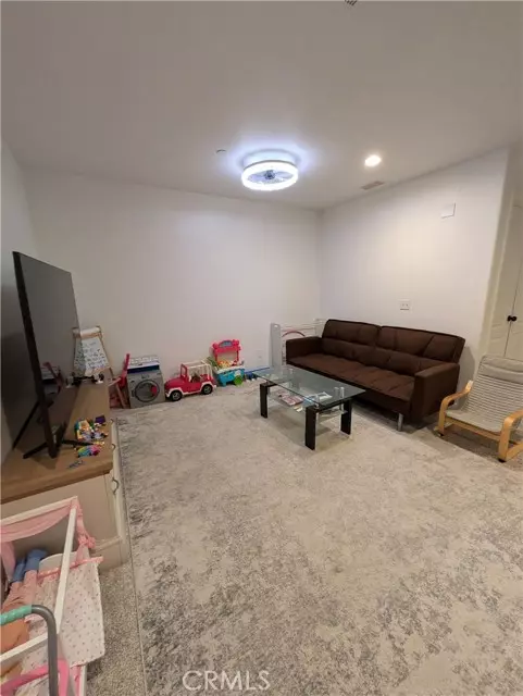 Mission Viejo, CA 92692,26 Chaumont