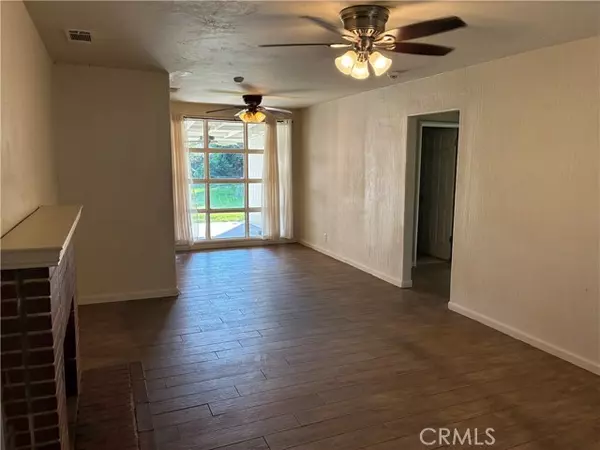 Fresno, CA 93704,1406 E Hampton