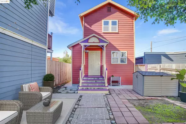 1821 Grand St, Alameda, CA 94501