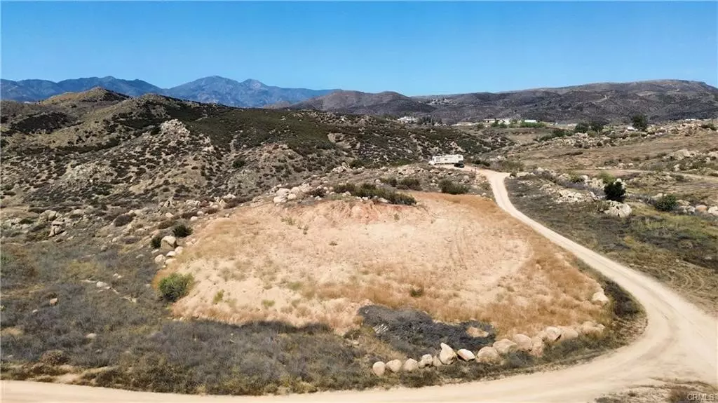 Lake Elsinore, CA 92532,25049 EL TORO RD