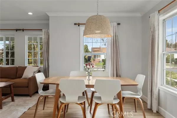 Lake Balboa, CA 91406,16600 Gilmore ST