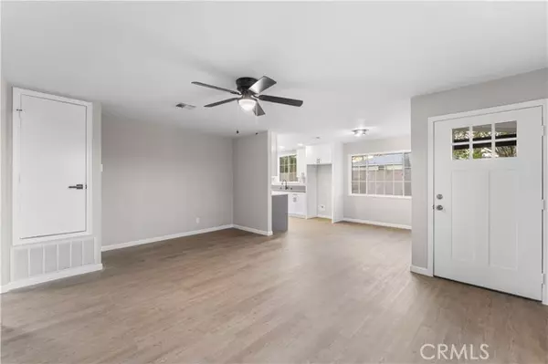 Palmdale, CA 93550,1214 E Avenue R2