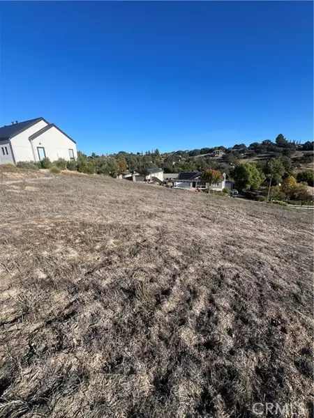 304 Maplewood CT, Paso Robles, CA 93446