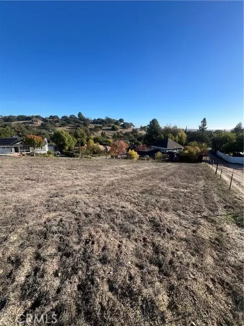 Paso Robles, CA 93446,304 Maplewood CT