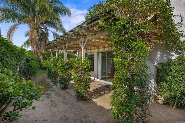 Oceanside, CA 92057,4843 Sumac PL