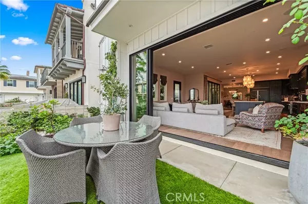 Seal Beach, CA 90740,15 Marina WAY