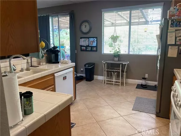 Murrieta, CA 92562,24130 Troyes