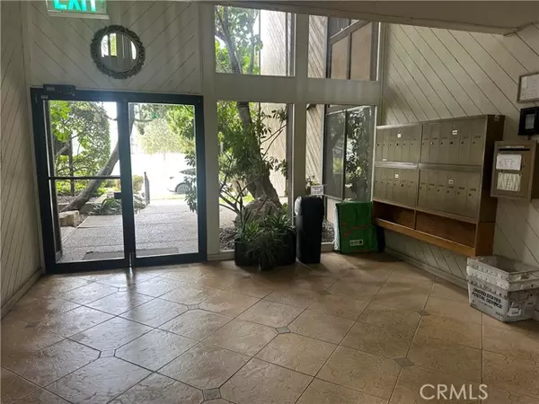 Pasadena, CA 91101,500 S Oak Knoll