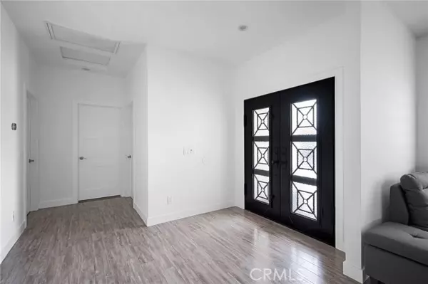 North Hollywood, CA 91605,13311 Wixom