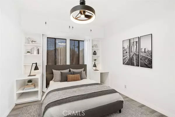 Lake Balboa, CA 91406,7752 Wish