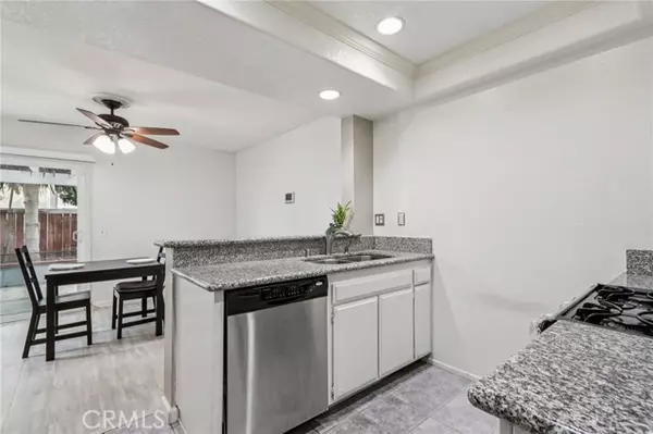 Chino, CA 91710,6756 Summerfield CT