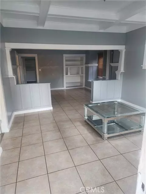 Los Angeles, CA 90011,1470 E 42nd