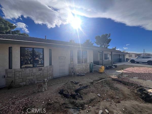 1677 Del Rosa, Pinon Hills, CA 92372