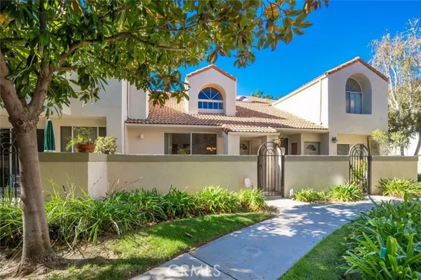 11383 Old Ranch CIR, Chatsworth, CA 91311