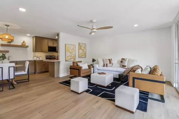 La Jolla, CA 92037,6455 La Jolla BLD 122