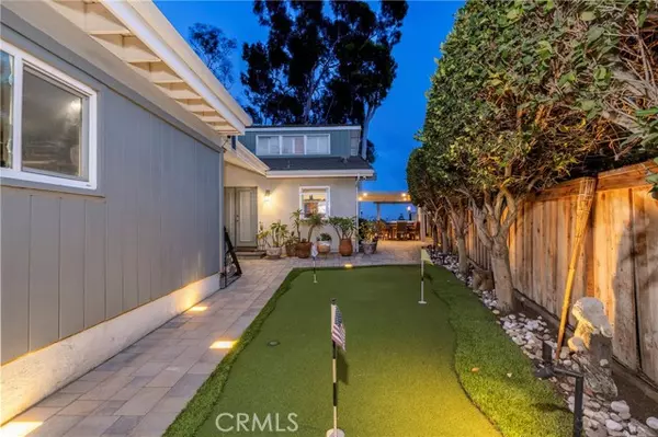 Huntington Beach, CA 92646,18446 Gina LN