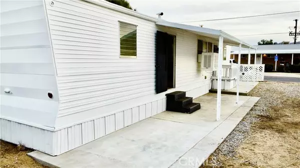 Joshua Tree, CA 92252,6426 Valley View ST 9