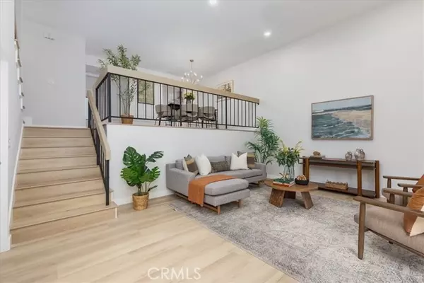 Encino, CA 91316,17150 Burbank BLD 25