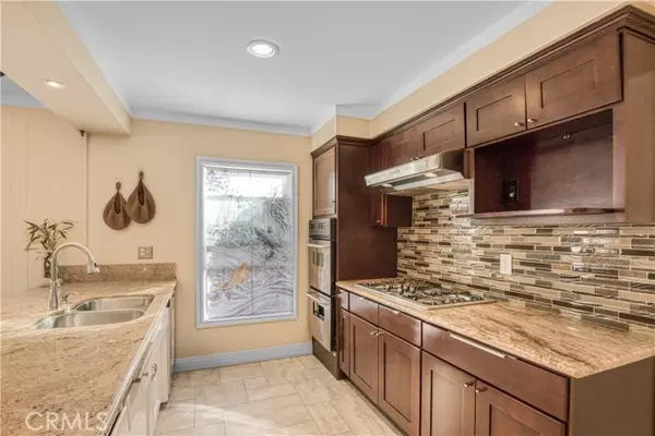 Granada Hills, CA 91344,11662 Curry