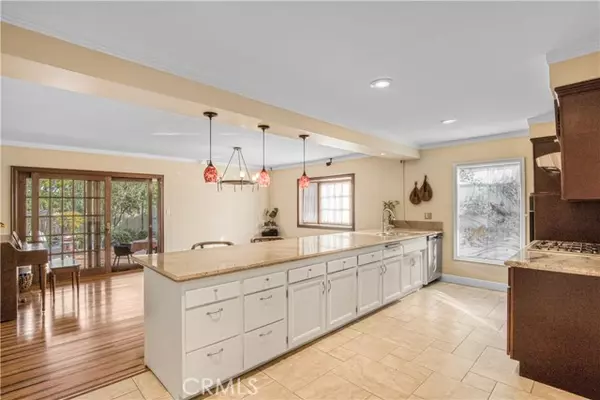 Granada Hills, CA 91344,11662 Curry