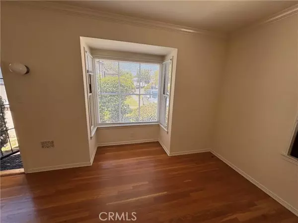 Pasadena, CA 91107,68 S Eastern