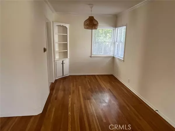 Pasadena, CA 91107,68 S Eastern