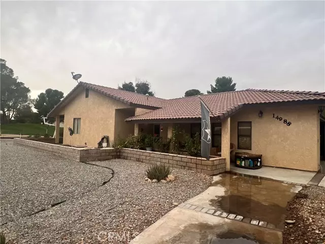 Helendale, CA 92342,14988 Blue Grass