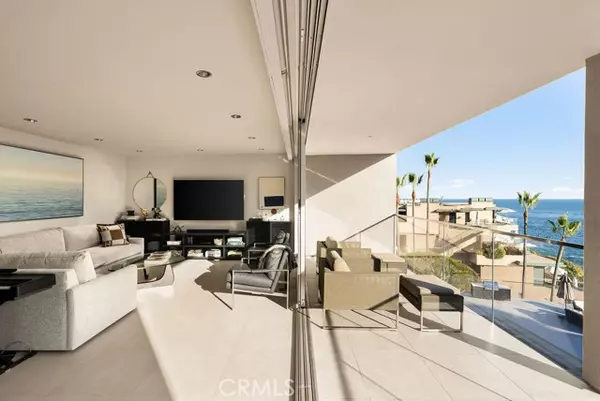 Laguna Beach, CA 92651,1585 S Coast HWY 66