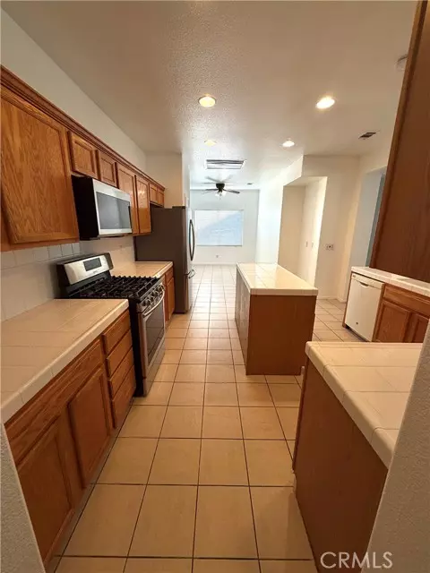 Atwater, CA 95301,1335 Torrey Pines CT