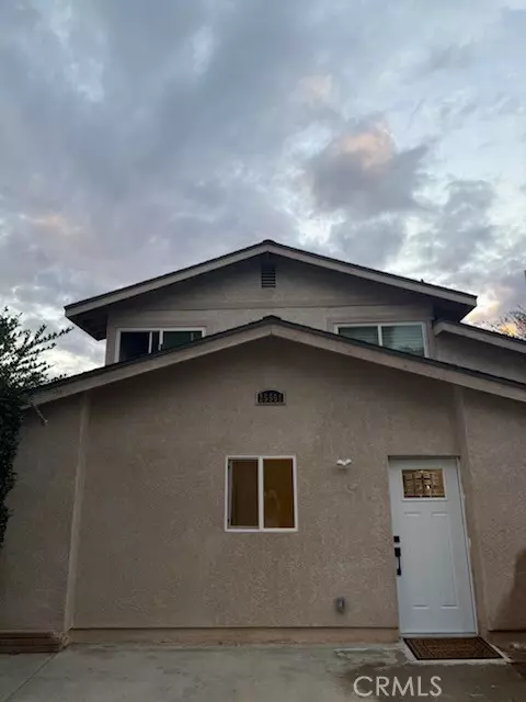 Valencia, CA 91355,25561 1/2 Novela