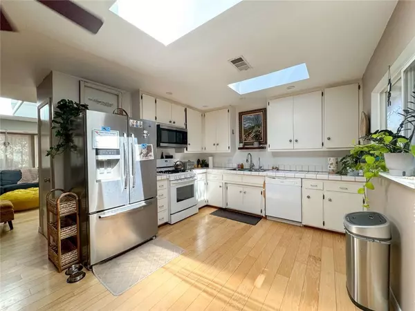 Atascadero, CA 93422,4914 Seperado AVE